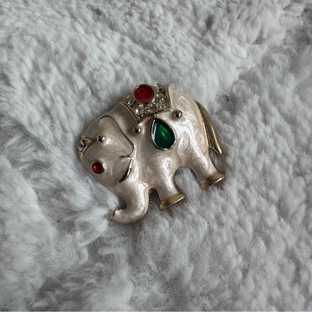 Vintage Bollywood Style Enamel Rhinestone Elephant Pin